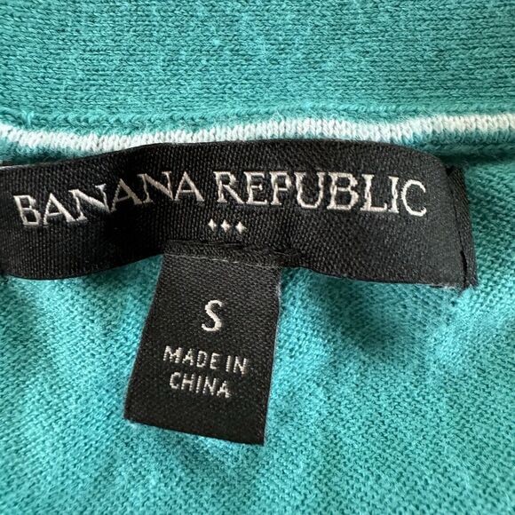 Banana Republic Women’s Cardigan Sweater Size Small - Picture 3 of 12
